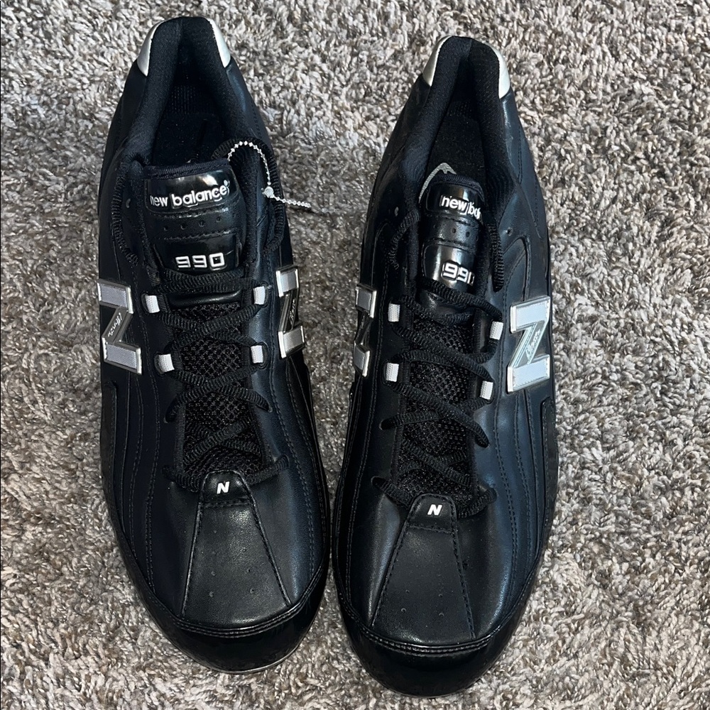 New Balance  990 Men’s 11 Football Black Cleats